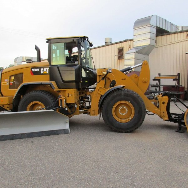 Cat Loader Mounted Snow Wing