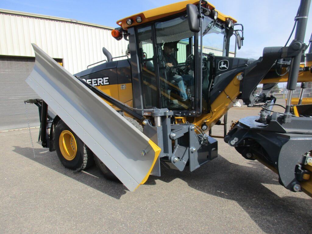 John Deere IM300A Postless Front Lift Snow Wing Industrial Snow Plow